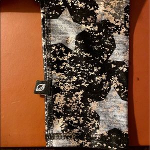 Activewear  brand new set black with silver stars pattern very cute